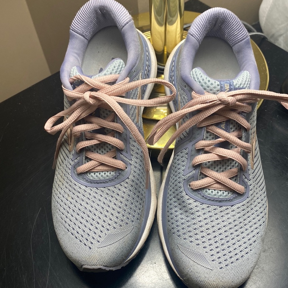 Brooks Adrenaline GTS 20 size 7.5